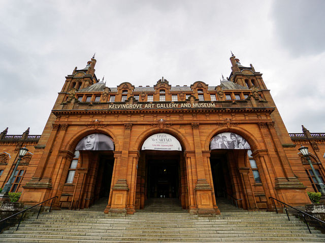 【無料とは思えぬ壮麗ミュージアム】ケルビングローブ美術館・博物館（Glasgow）🎨🦖