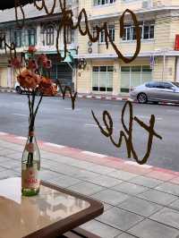 Hometown Gelato& Coffee Samyot
