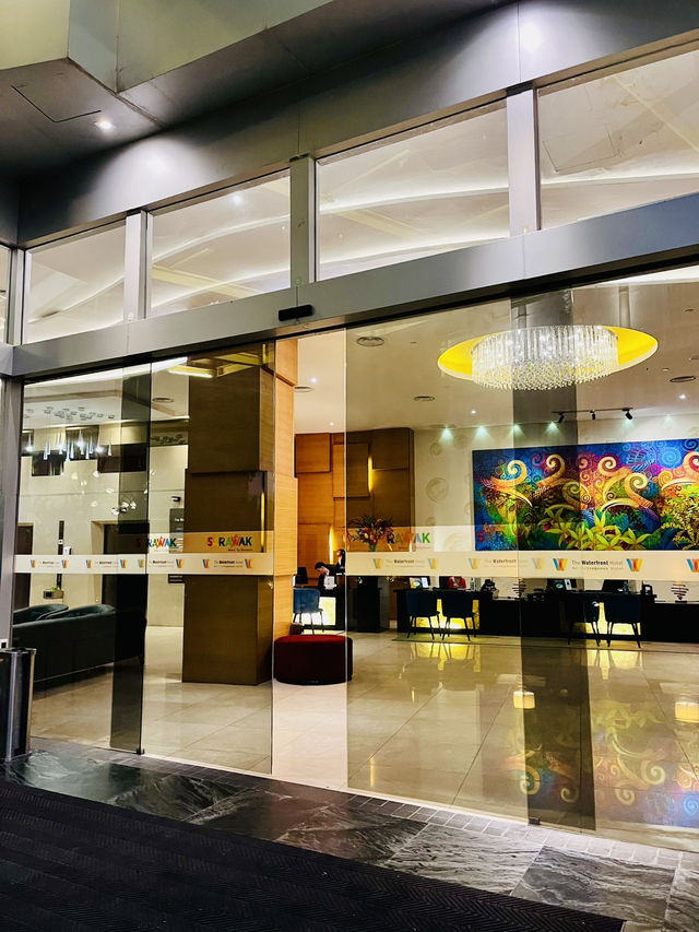 The Waterfront Hotel Kuching: A Stylish Stay in the Heart of the City 