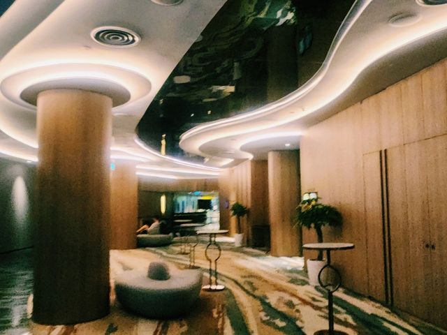 Crowne Plaza Changi Airport: Where Luxury Meets Transit