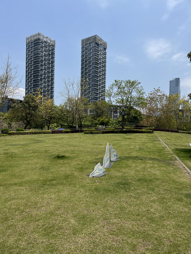 🌟【深圳海上世界】藝文、海景、打卡、美食一次收服！親測推薦一日遊攻略🌊🚶‍♀️