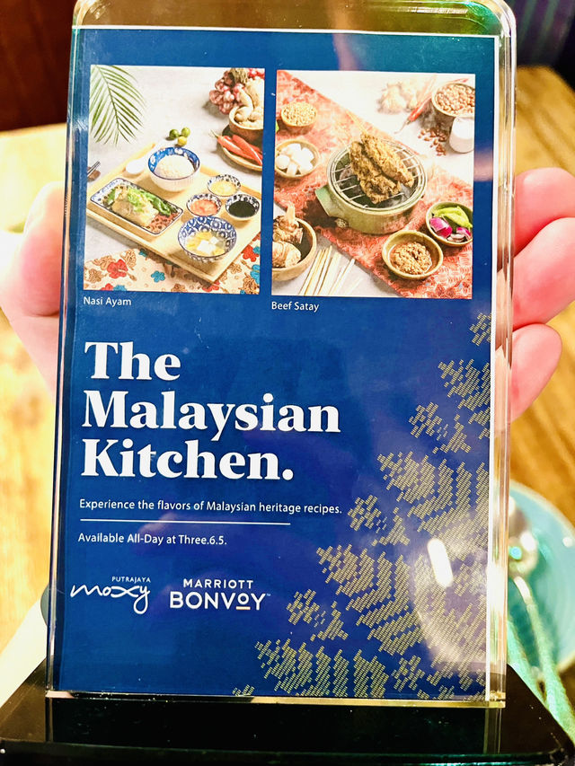 The Malaysian Kitchen: Vibrant Buffet Haven for Family and Friends