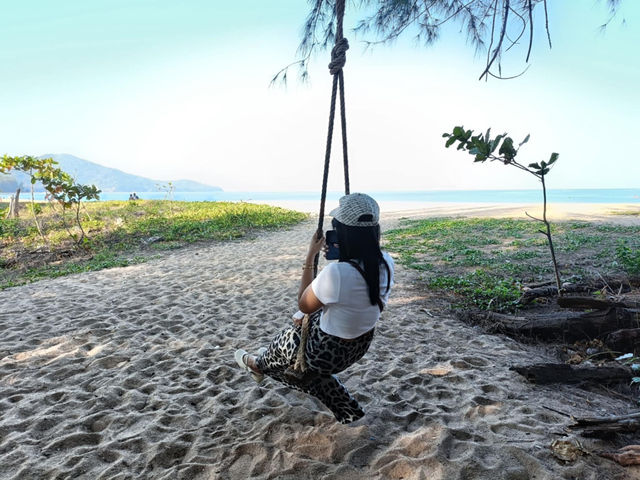 ✈️หาดไม้ขาว ถ่ายรูปคู่กับเครื่องบิน