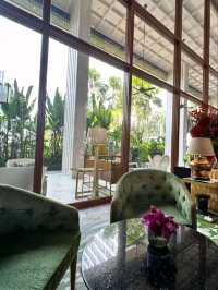 🌟 Royal Riverside Retreat: Mandarin Oriental Bangkok  🏨🌊