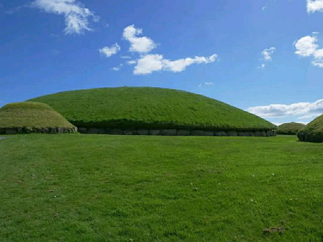Newgrange – Ireland’s Ancient Wonder