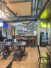 Backstreet Cafe Pattaya คาเฟ่ลับพัทยา
