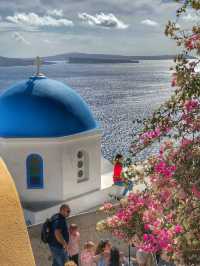 Drenched in Blue – Driving Across Dreamy Santorini