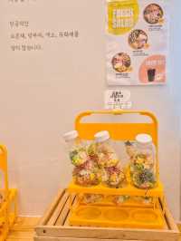 깔끔한 인테리어와 따뜻한 소금빵이 맛있는 하남 감성 카페 추천