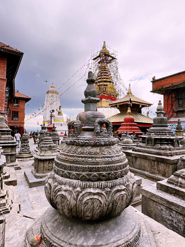 8 Buddhist temple in Kathmandu valley 