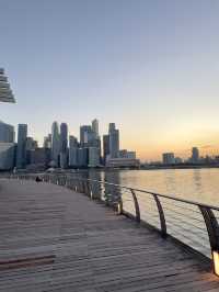 Marina Bay at Dusk: A Peaceful Evening Path with City Views