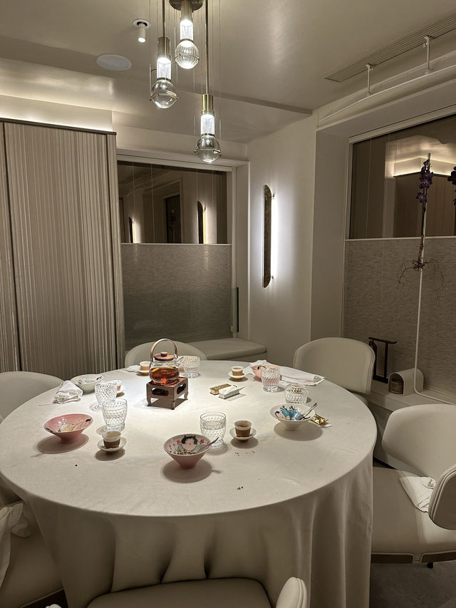Experience Sichuan Fine Dining at Silver Cottage 1933 in Hong Kong 🇭🇰 
