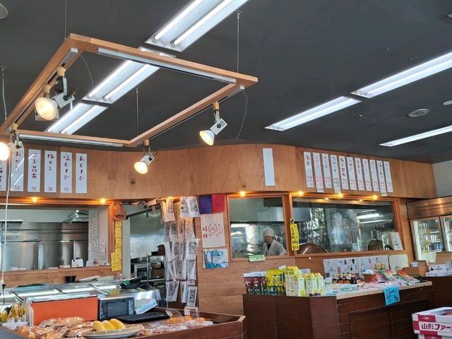【山形】オリジナルグッズを販売するスーパーがおもしろすぎ！
