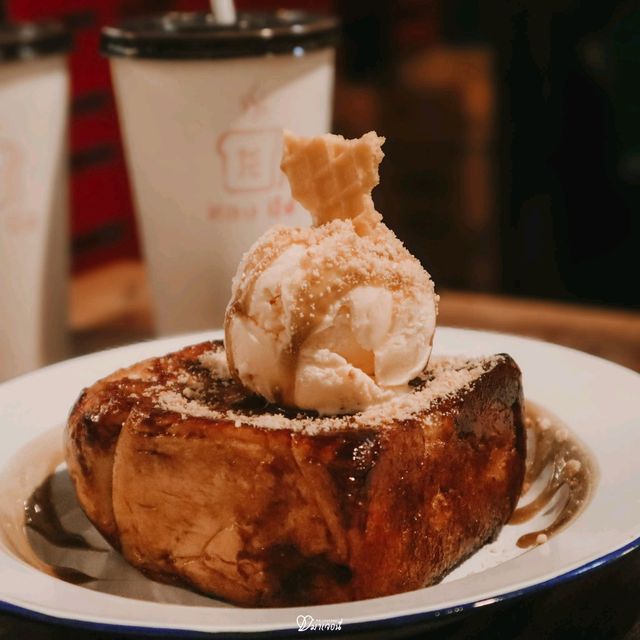 ลำพูนมีของหวานละมุนใจแบบนี้ด้วยเหรอ! 🍞🍯💛