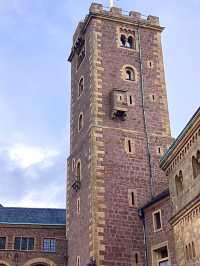 🏰世界遺産の古城へ！ヴァルトブルク城で歴史の深みを味わう旅📜