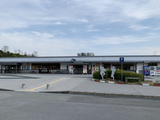 🚗 Rest & Recharge at Kamiita Service Area (Westbound)