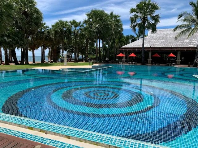 Ravindra Beach Resort and Spa, Najomtien