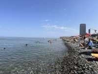 【Batumi Beach／バトゥミ海岸｜“小石の浜辺が続く黒海のリゾート”】