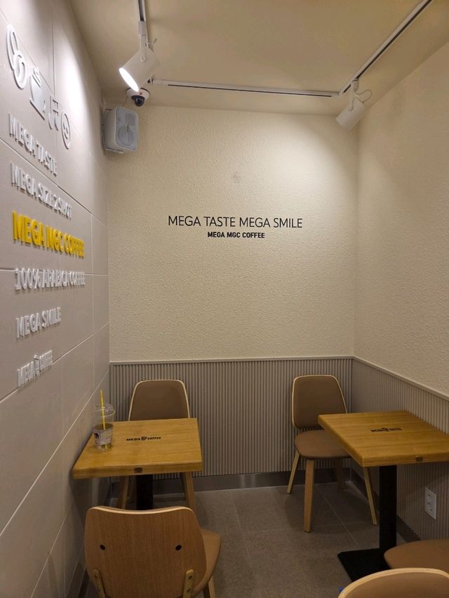 성수동 신상카페 메가커피