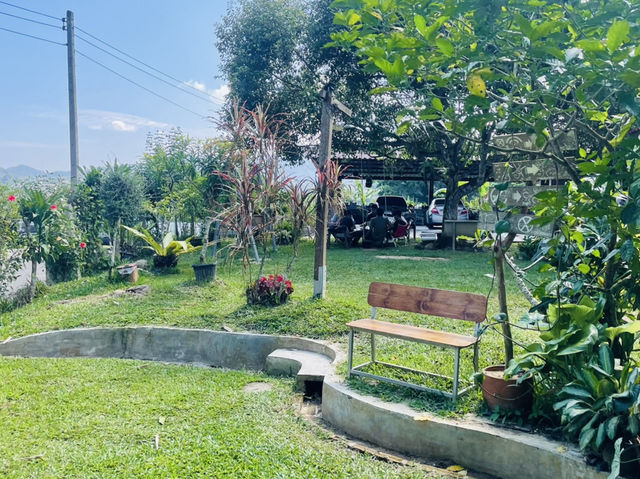 โรงคั่วหลังบ้าน