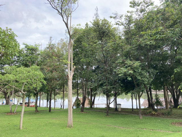 บรรยากาศฤดูฝนชิล ๆ ที่ ‘ห้วยตึงเฒ่า’ 