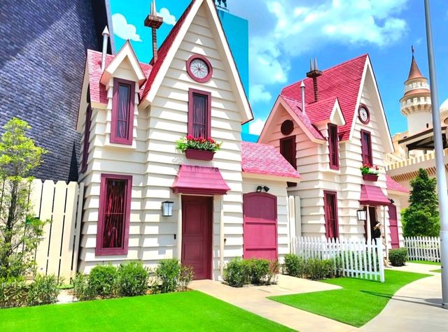Go Bananas in Minion Land Universal Studios Singapore!