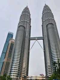 🗼🇲🇾 Petronas Twin Towers – Kuala Lumpur’s Iconic Landmark