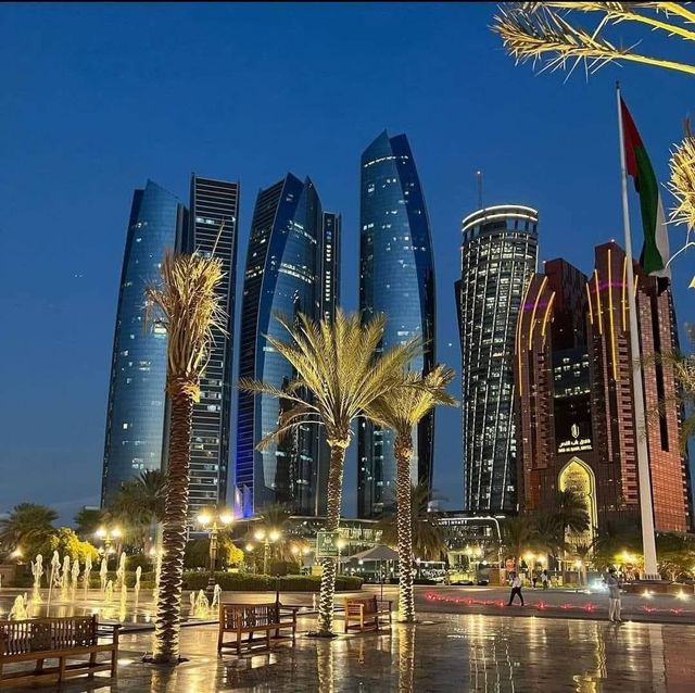 Dubai and Abu Dhabi Moments