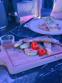 邊食晚飯邊聽音樂會