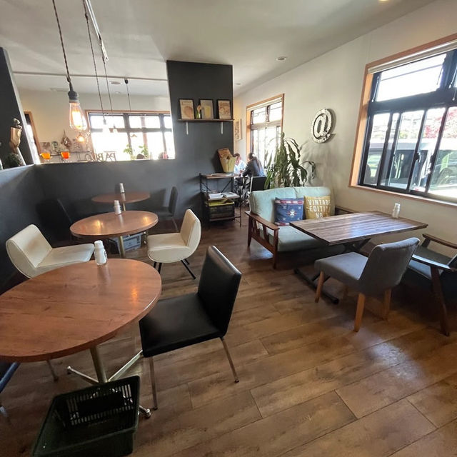 BURTON cafe&kitchen
