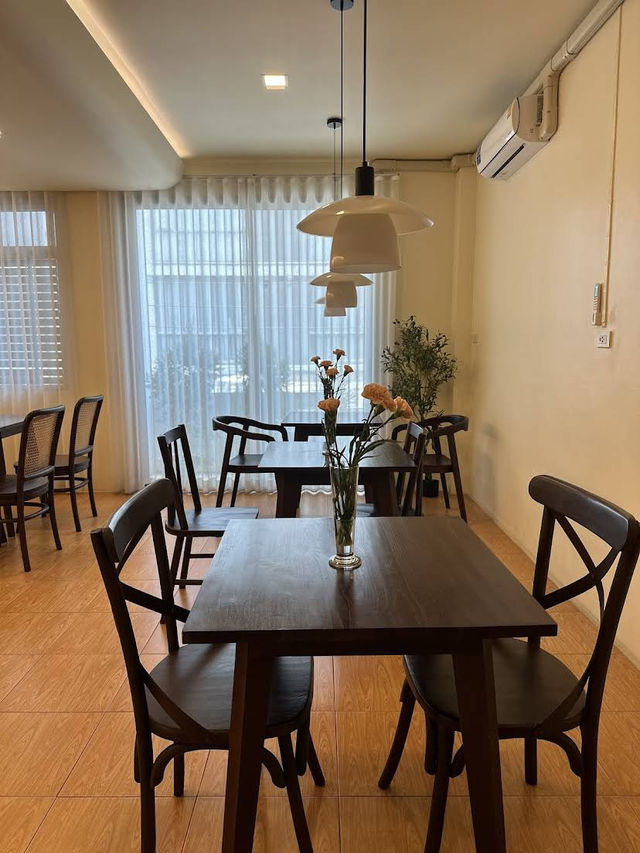 A Little Home Hatyai, Cozy Comfort with Thai-Style Pasta Flair