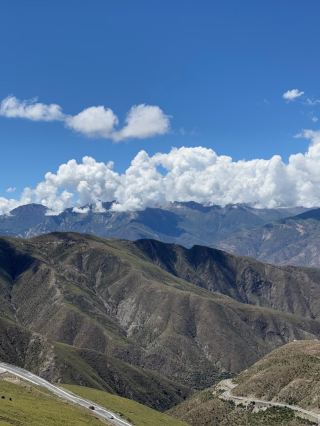 The Soul of Tibet: Unveiling Yamdrok Lake