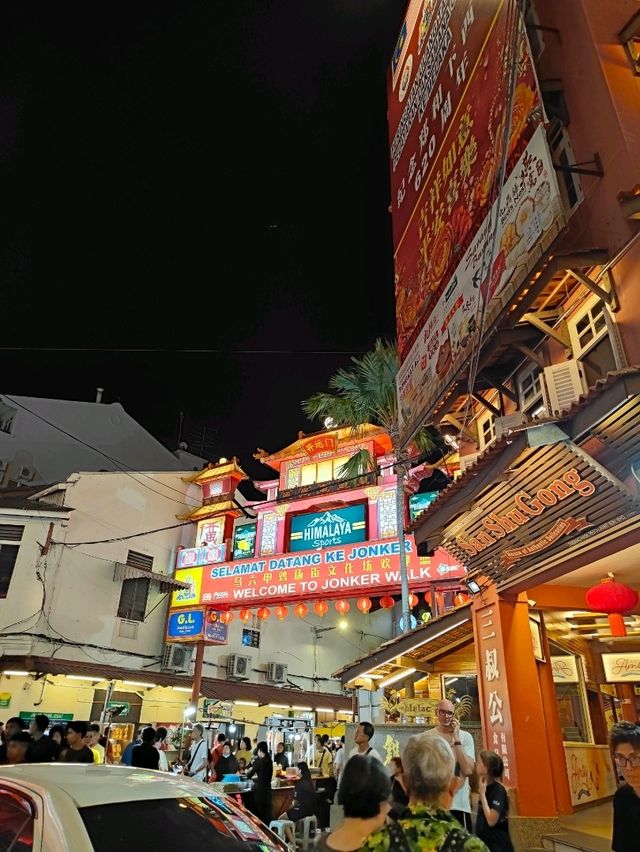 Melaka’s Food Heaven – 6 Stops You MUST Eat At! 🍴🔥 Melaka’s Food Heaven – 6 Stops You MUST Eat At! 🍴🔥