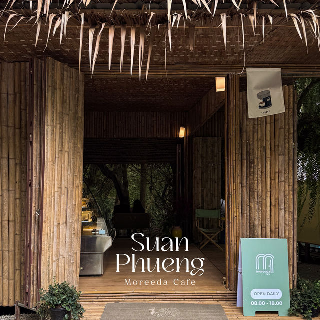 คาเฟ่ริมน้ำสุดชิล บรรยากาศดีสุดฮีลใจ #สวนผึ้ง 🥤🍃 คาเฟ่ริมน้ำสุดชิล บรรยากาศดีสุดฮีลใจ #สวนผึ้ง 🥤🍃