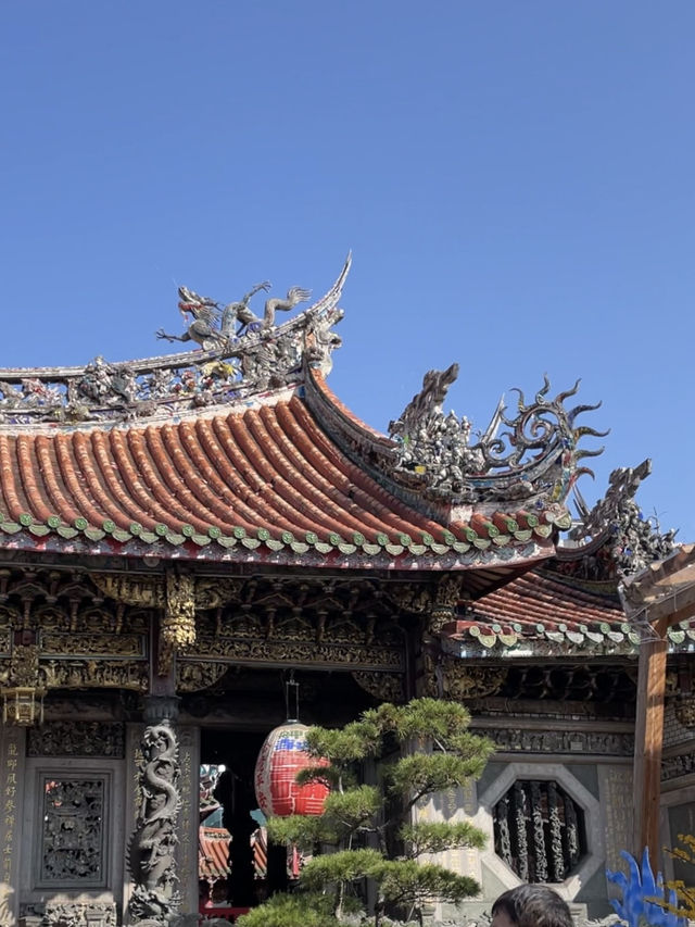 ⛩️ 대만의 평온한 순간, 타이베이 용산사 🌿