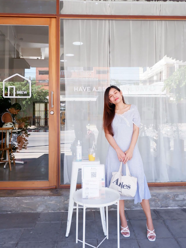 Baan Brew คาเฟ่มินิมอลพิษณุโลก