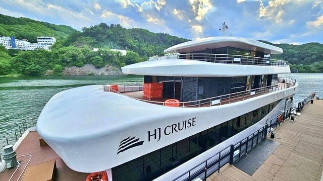 SUMMER MINI TOUR – Nami Island + Garden of Morning Calm (Day Trip from Seoul) SUMMER MINI TOUR – Nami Island + Garden of Morning Calm (Day Trip from Seoul)