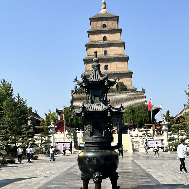 🕰 Day Trip in Xi’an — From Tang Dynasty Heritage to Modern Lights