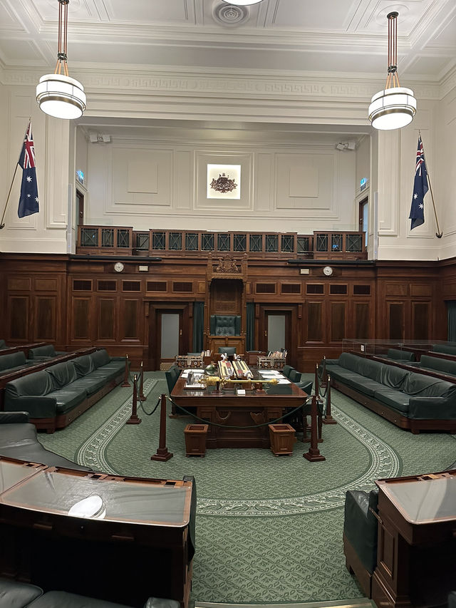 Old Parliament Vibes✨