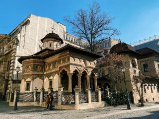#hellohalloween 
🌟 Stavropoleos Monastery – Hidden Gem of Bucharest 🏛️🌿

📍 Location: Old Town, Bucharest, Romania
🌟 Famous For: Byzantine-style architecture 🏰, peaceful courtyard 🌸, and historic Eastern Orthodox church ⛪
🗓️ Best Time to Visit: Morning 🌞 for quiet reflection, or late afternoon 🌇 for soft lighting

⸻

✨ Highlights
	•	Byzantine Architecture 🏰 – Intricate stone carvings, ornate doors, and detailed frescoes inside the church.
	•	Peaceful Courtyard 🌿 – Small garden with flowers, fountains, and a tranquil atmosphere.
	•	Historic Significance 📜 – Built in 1724, a rare surviving example of Brâncovenesc style architecture in Bucharest.
	•	Church Interior ⛪ – Beautiful iconostasis and frescoes depicting religious scenes.
	•	Photogenic Spot 📸 – Courtyard and church exterior perfect for Instagram-worthy shots.

⸻

🗺️ Suggested Visit Plan

🌞 Morning: Explore the monastery courtyard and take photos of the ornate architecture.
⛪ Midday: Step inside the church to admire frescoes and iconostasis.
☕ Afternoon: Walk around Old Town and enjoy nearby cafés and shops.

⸻

💡 Tips
	•	Best Photography 📸: Early morning or late afternoon for soft, natural light.
	•	Walking 👟: Comfortable shoes recommended for cobblestone streets in Old Town.
	•	Nearby Attractions 🚶: Old Town squares, Lipscani Street, National Museum of Romanian History.
	•	Respectful Visit 🙏: Quiet inside the church; photography may be restricted indoors.
