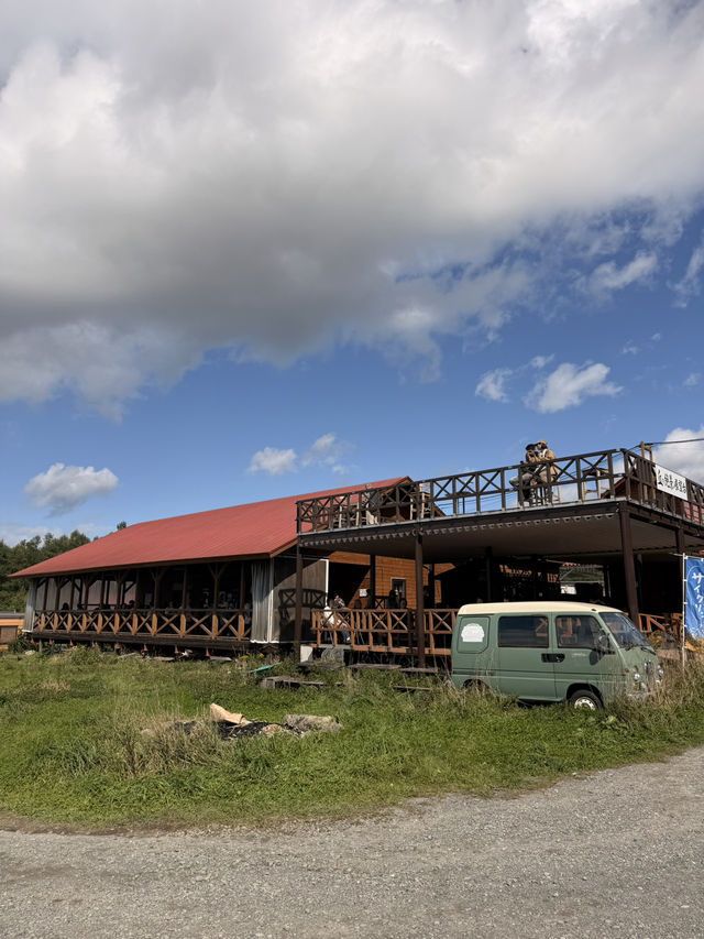 【北海道】富良野の絶景で味わう極上ジンギスカン🐑🔥