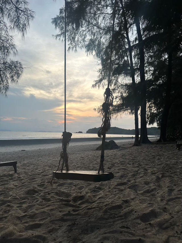 Bamboo bungalow @เกาะพยาม