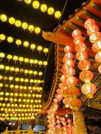🙏 Thean Hou Temple: Where Chinese Roofs Kiss Kuala Lumpur's Sky! 🌆