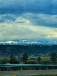 🌋 Yellowstone National Park – The Wild Heart of America