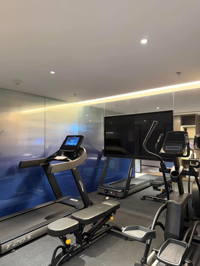 Holiday Inn Express Shanghai Jing An Temple Holiday Inn Express Shanghai Jing An Temple