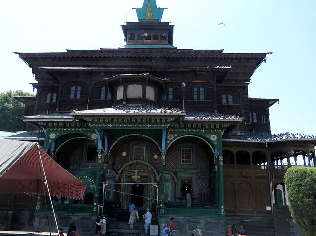 Shah E Hamdan R.H Mosque Shah E Hamdan R.H Mosque