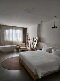 Comfy Vibes at Hotel Xingle – The Perfect Staycation Spot ✨🛏️