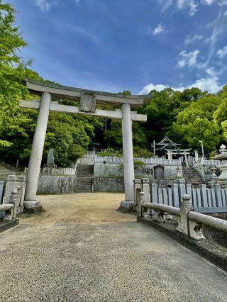 静かな伝統と地元の魅力：相生天満神社を巡る