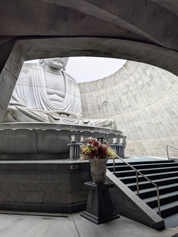 札幌「頭大仏（Hill of the Buddha）」：巨匠・安藤忠雄が手掛けた建築