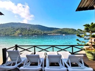 Pulau Dayang: เกาะพักใจใกล้ยะโฮร์ ราคาสบายกระเป๋าที่คุณต้องไป!
