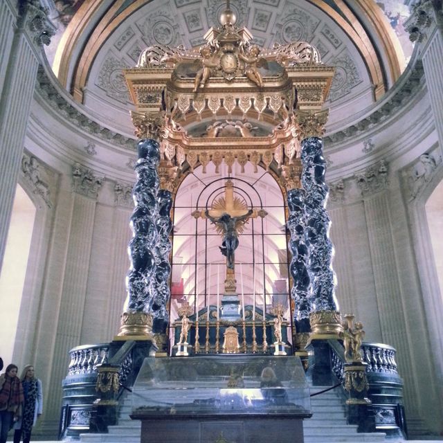 Tomb of Napolean